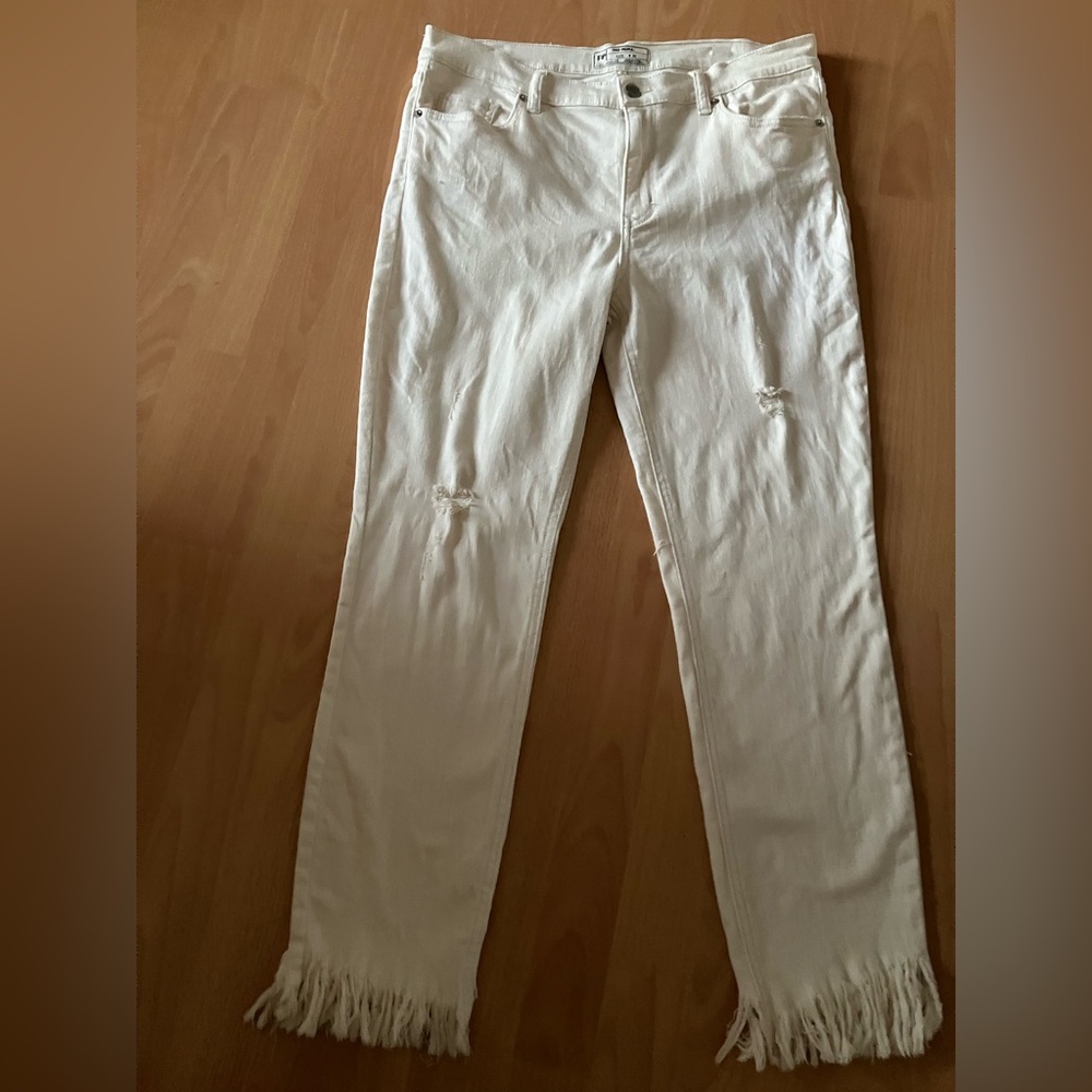 Free People Cream Ankle & Cropped Jeans with rips and fringe hem